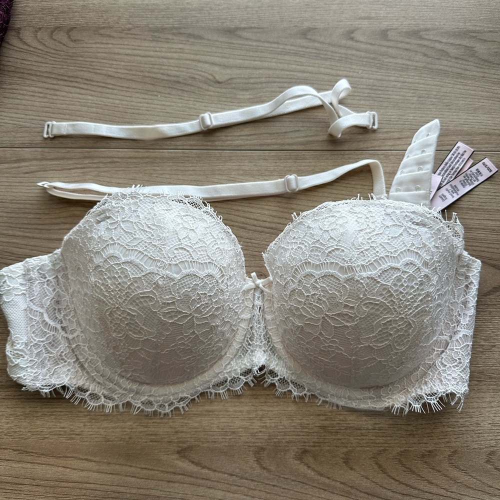 Victoria's Secret White Lace Bra